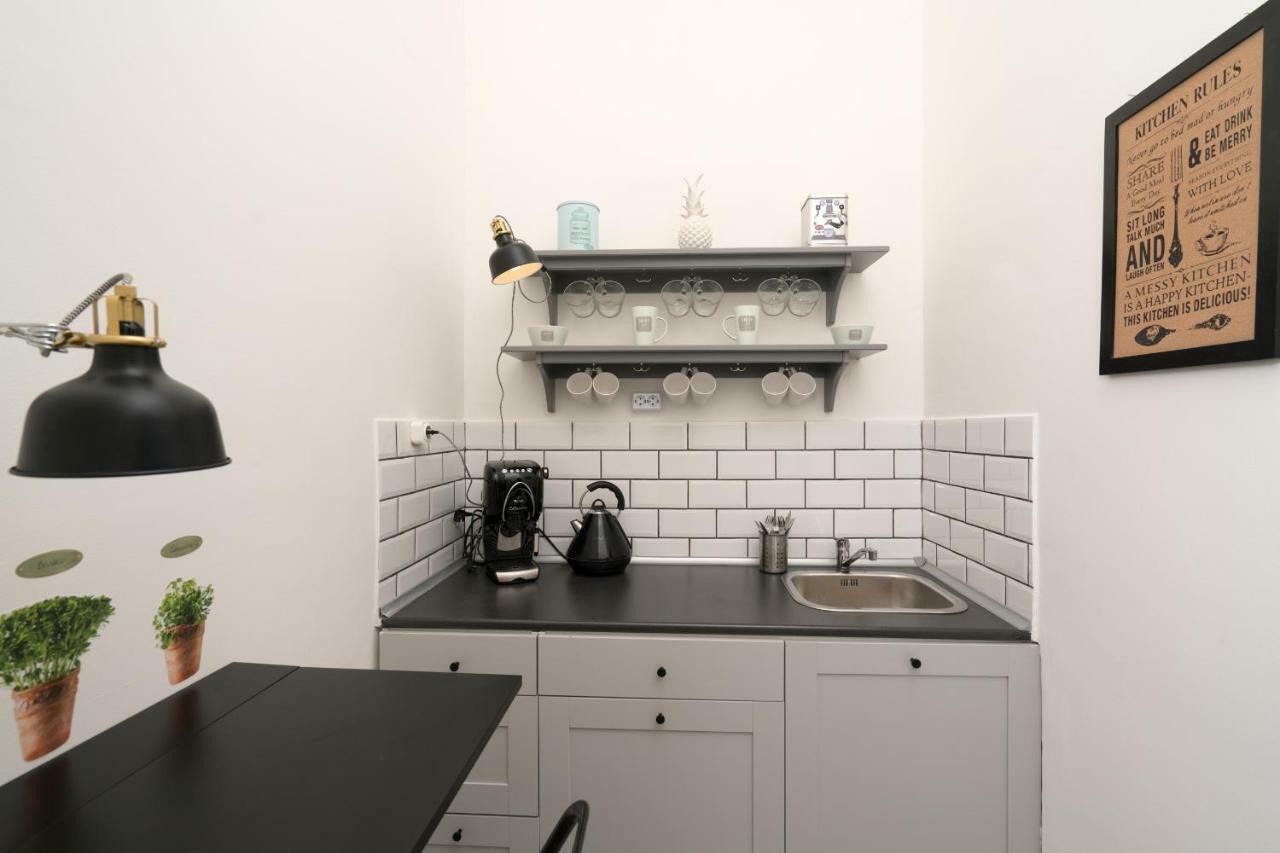 Danube Studio Apartment Budapest Eksteriør bilde